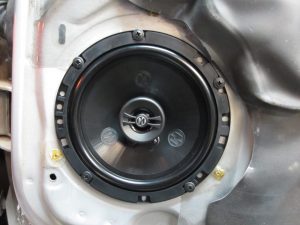 Jeep Grand Cherokee Speaker