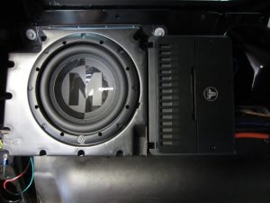 Hummer H3 Bass